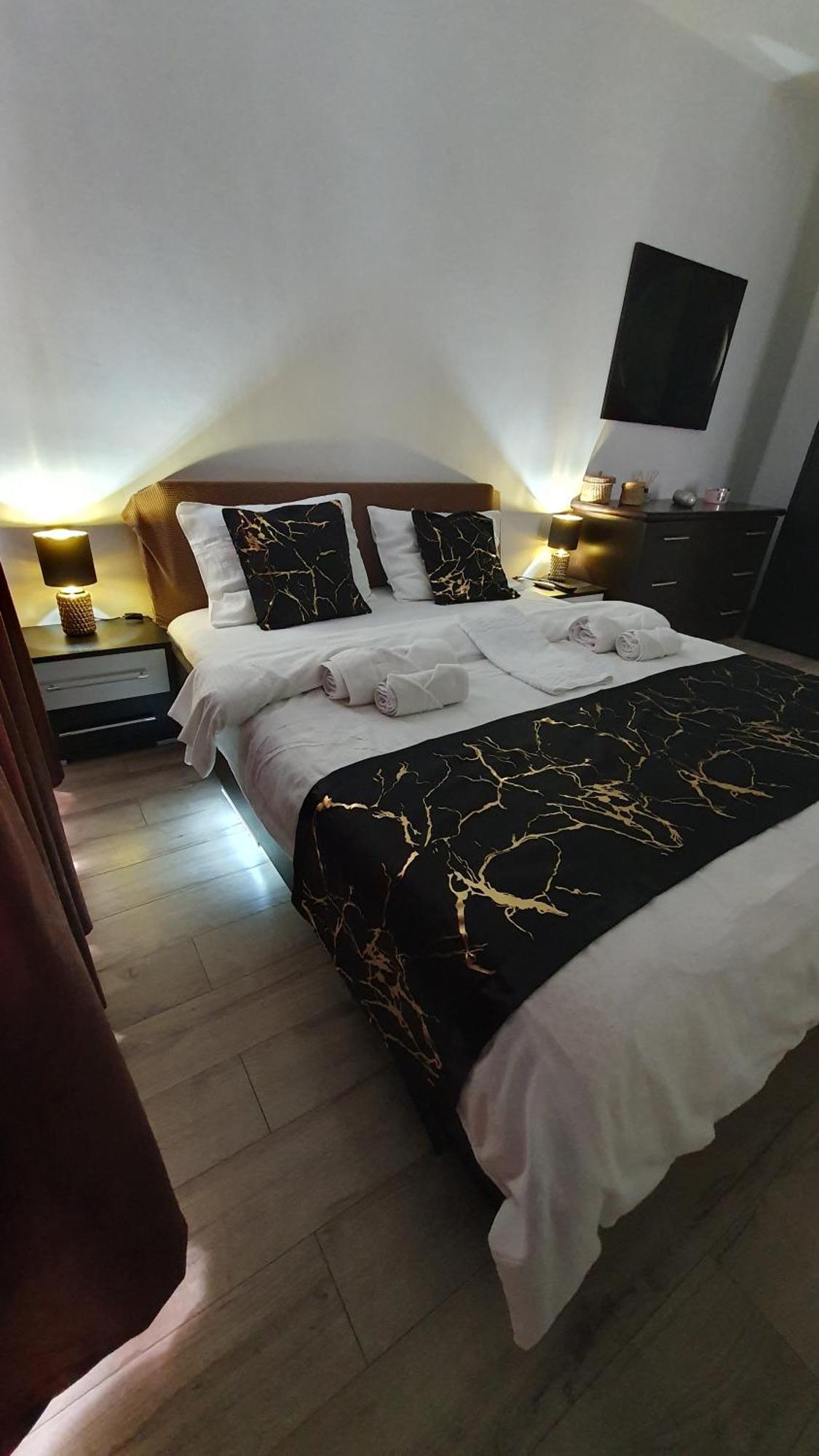Andrei Apartment בראשוב מראה חיצוני תמונה